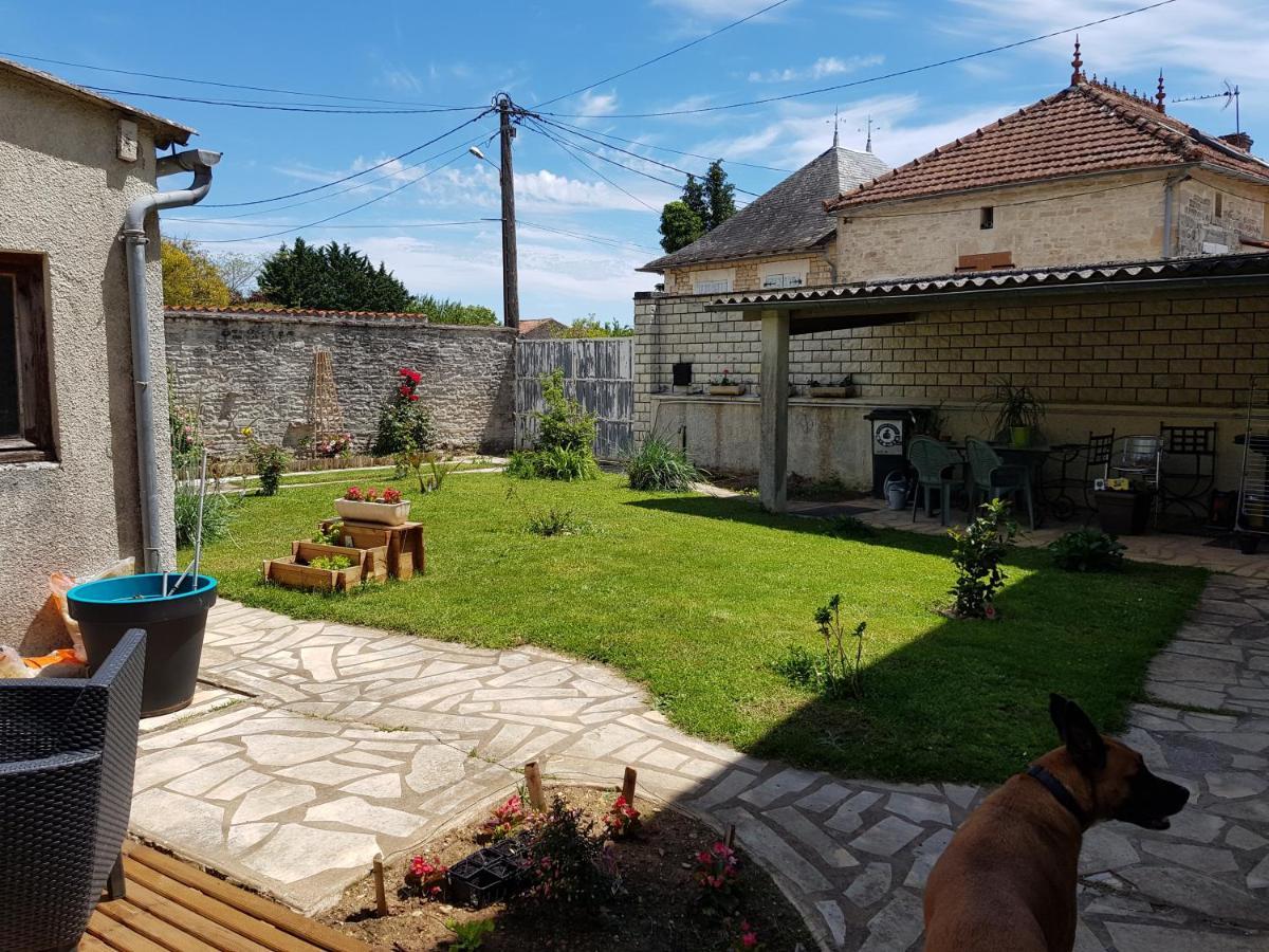 La Cabirotte Bed & Breakfast Nanclars ภายนอก รูปภาพ