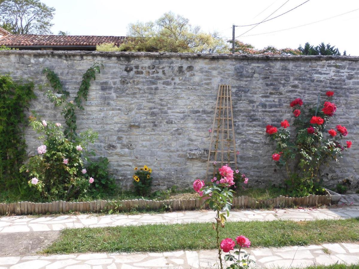 La Cabirotte Bed & Breakfast Nanclars ภายนอก รูปภาพ